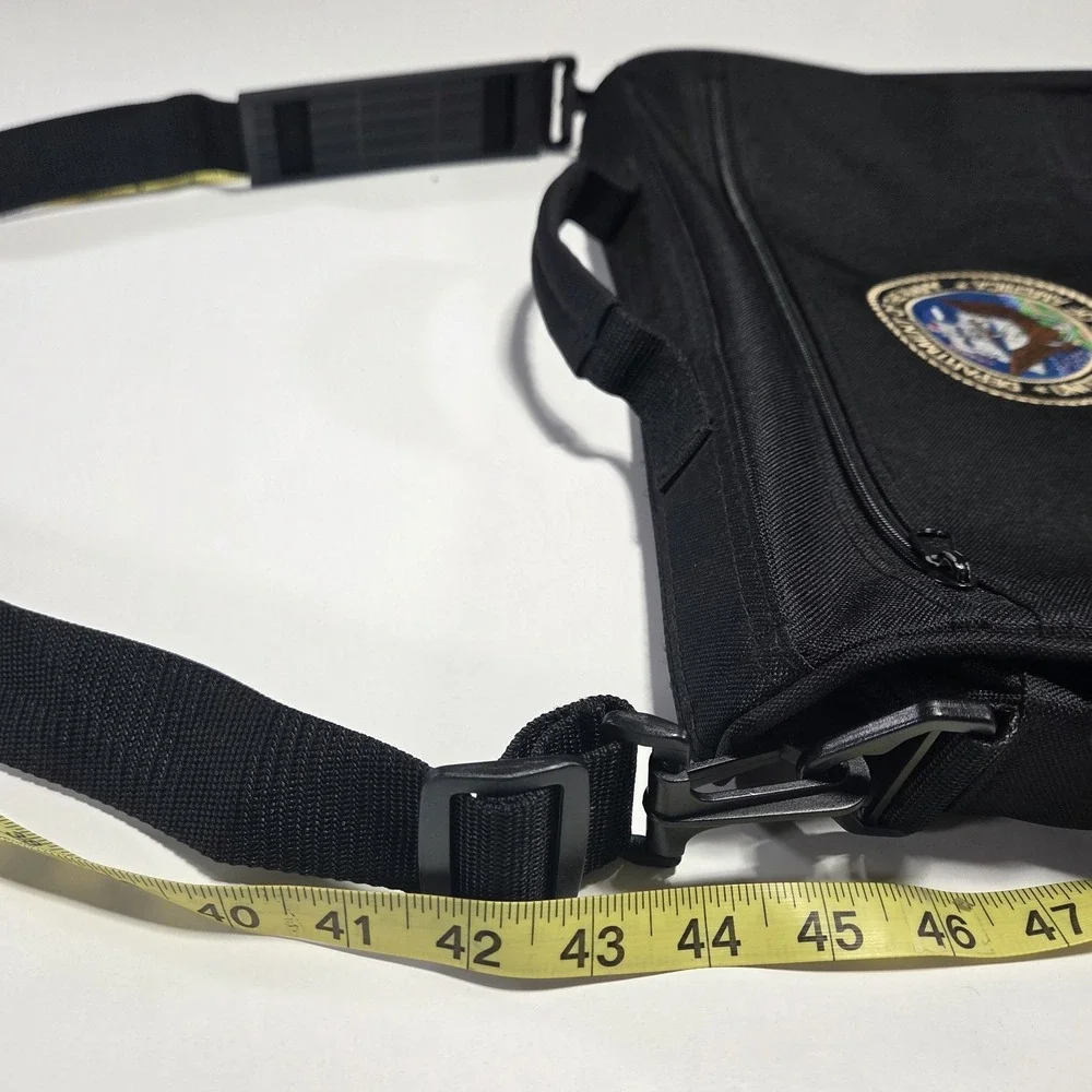 United States Navy Issue. USN Messenger Bag Laptop Bag with Carry Handle. Nylon,